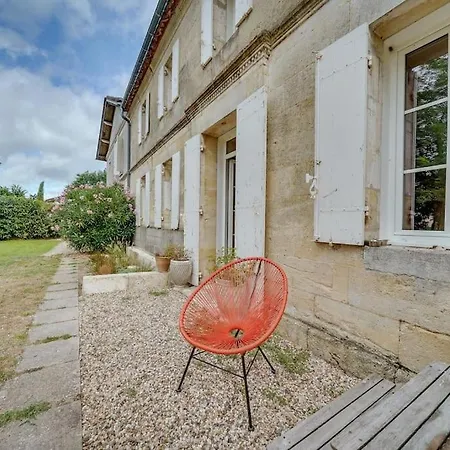 Villa Gorgeous Stone-property Near Saint-emilion *